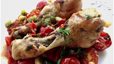 Çeri domatesli kekikli piliç but