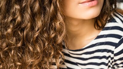 Kıvırcık saçlarınıza kışın iyi bakın