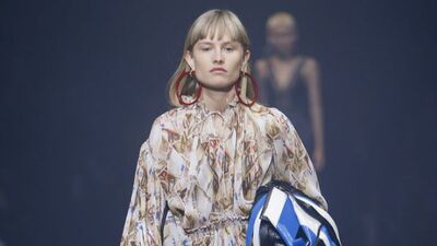 Balenciaga 2018 İlkbahar Yaz koleksiyonu