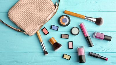 Makyaj malzemeleri nasıl taşınmalı?