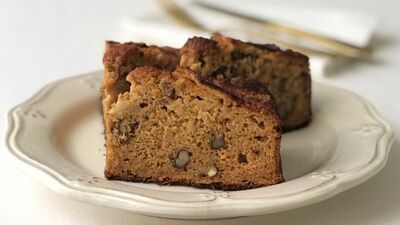 Keçi boynuzu pekmezli meyveli kek