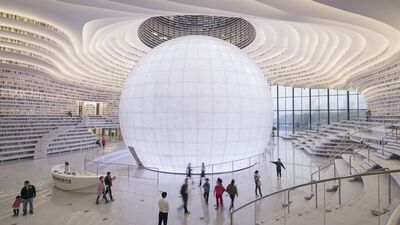 Çin'deki beyaz kütüphane büyülüyor