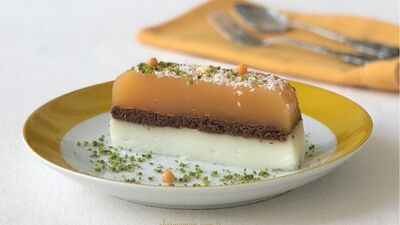 Portakal pelteli bisküvili muhallebili pasta