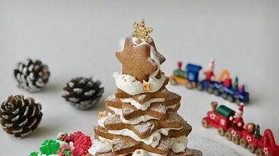 Zencefilli çam ağacı kurabiyeler