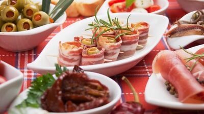 Yılbaşı sofrası hazırlarken çocukları unutmayın