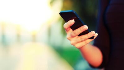 Her 13 dakikada bir telefona bakıyoruz!