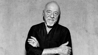 Paulo Coelho: Hayvanlarla konuşan filozof
