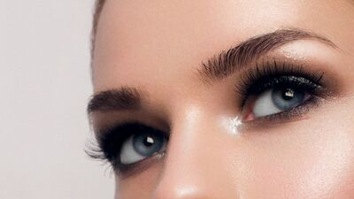 Kaş makyajı için doğru ürün nasıl seçilir?