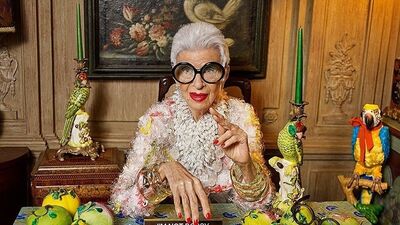 Moda ikonu Iris Apfel hayata veda etti