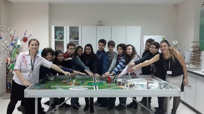 Öğrencilerin su içme projesi