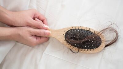 Saç dökülmesiyle başa çıkmanın 11 yolu