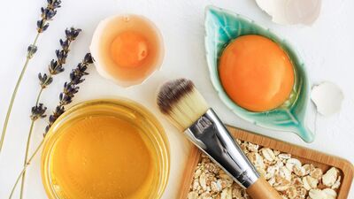 Saç kırıkları için bakım kürleri