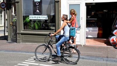 Bisiklete binerek para kazanacaklar...