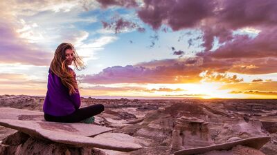 El âleme bakmayınca çiçek açıyorum