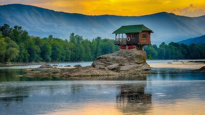 Az parayla gezilebilecek 10 ülke