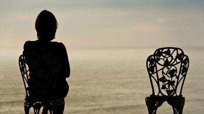 Herkes aşıktı, ben yalnızdım çok!