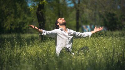 Bazen kendini de sevmiyor insan!