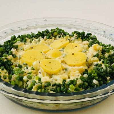 Taze patates salatası