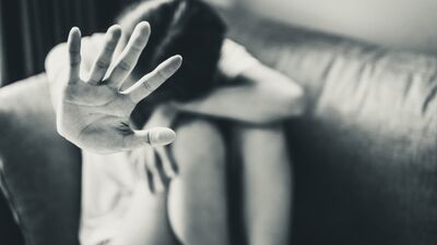 Şiddete uğrayan kadın neler yapmalı?