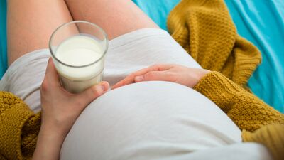 Bebekler rahimde neden tekme atarlar?