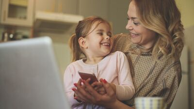 Çocuklarınıza Instagram'ı siz mi öğreteceksiniz, kendi mi öğrensin istersiniz?
