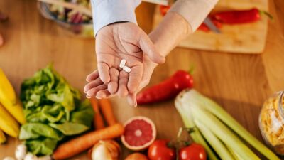  Bu besinlerle bu ilaçları bir arada tüketmeyin!