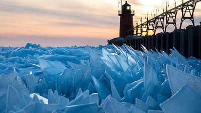 Michigan Gölü milyonlarca parçaya bölündü