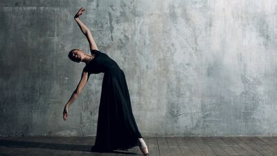 Siyahi balerinlere siyahi puantlar