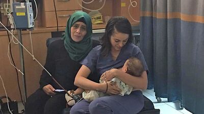 İsrailli kadın, Filistinli bebeği emzirdi