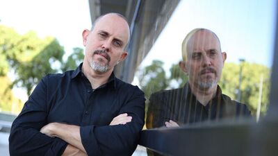 "Geceleyin tüm kediler boz renklidir"