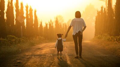 Yaz hem çocuklara gelsin hem annelere