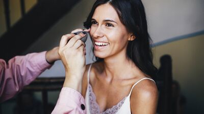 Düğün makyajının sırrı: Kontür makyaj uygulamaları