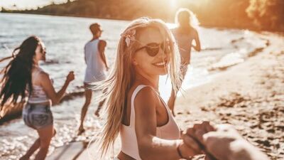 Yengeç kadınına aşık olmak için 5 sebep