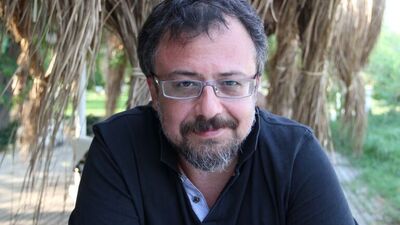 Cem Mumcu ile ev hali tadında