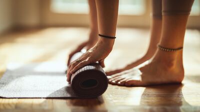 Kolları güçlendiren yoga pozları