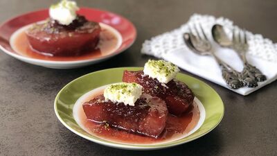 Elmalı karanfilli ayva tatlısı