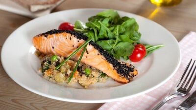 Izgara somon kinoa risotto