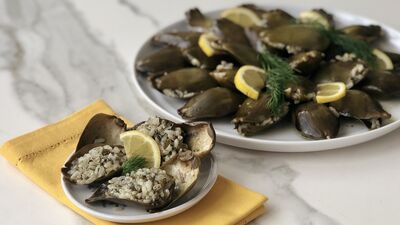 Zeytinyağlı enginar yaprağı dolması