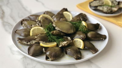 Zeytinyağlı enginar yaprağı dolması