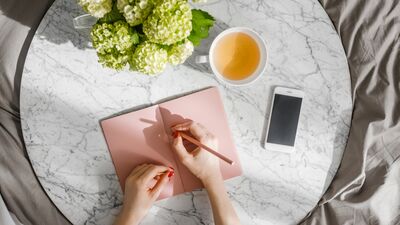 Zihninizi arındırmak için defter kullanın