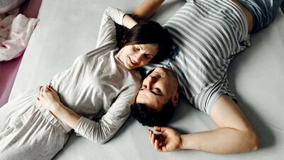 Orgazm stoklamak: Vakti olmayan çiftler için pratik bir yöntem