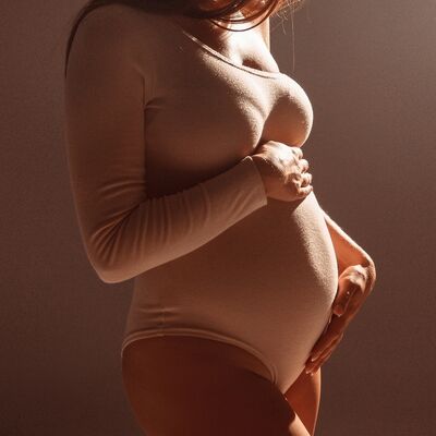 Hamilelikte saç boyatmak bebeğe zarar verir mi?