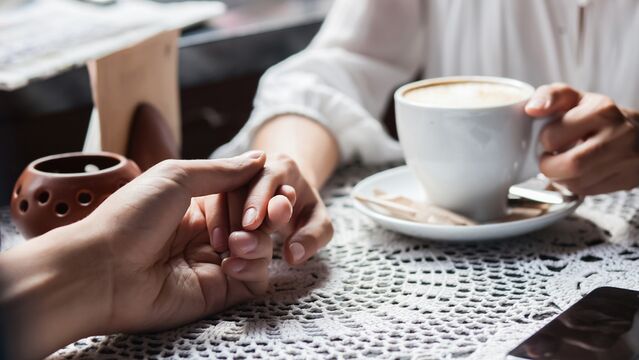 Stres yaşayan partnerinize nasıl destek olabilirsiniz?