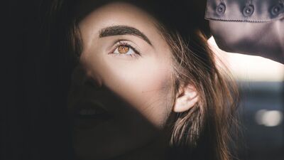 Yüz tipinize uygun kaş modelini biliyor musunuz?