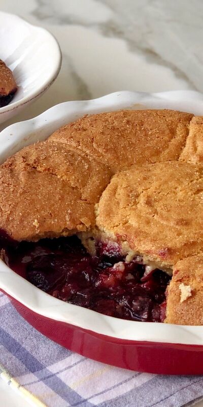 Mürdüm erikli cobbler