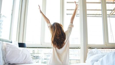 Sabahları neden şiş yüzle uyanırız?