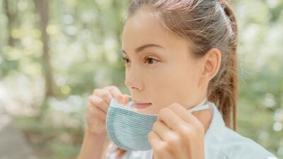 Maske sivilcesi &quot;Maskne&quot; nasıl önlenir?