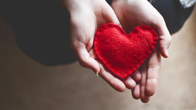 HTHayat "Aşk" çemberi gerçekleşti