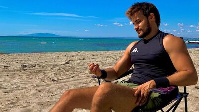 Batuhan Karacakaya Instagram'da neler paylaşıyor?