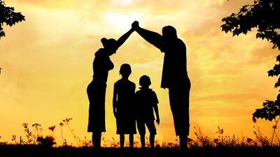 Koruyucu aile olma ve evlat edinme hakkında her şey